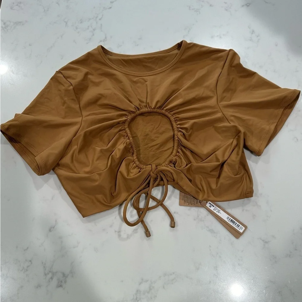 SKIMS SIGNATURE SWIM RUCHED T-SHIRT COLOR ALMOND SIZE 2X